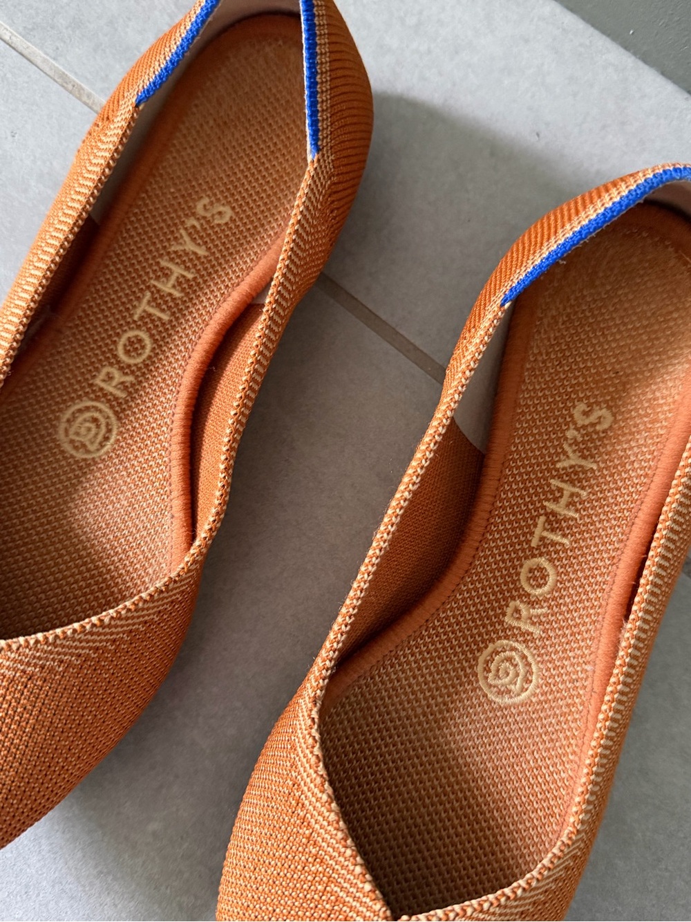 Rothy’s The Point Amber Pointed Toe Knit Flats in Rust Burnt Orange Fawn 6.5 - Picture 5 of 13